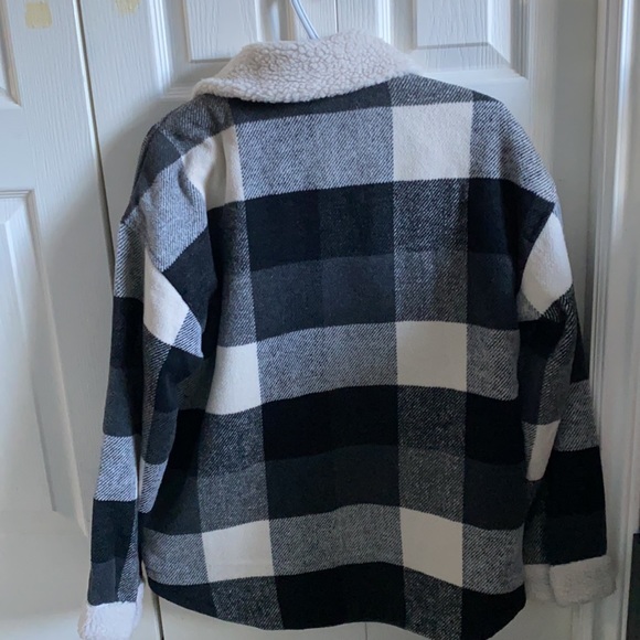 Plaid Sherpa Lined Jacket - Picture 2 of 2